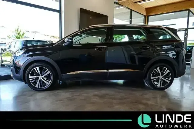 Gebraucht Peugeot 5008 Allure 131 PS (96 kW) 2020 Schwarz SUV