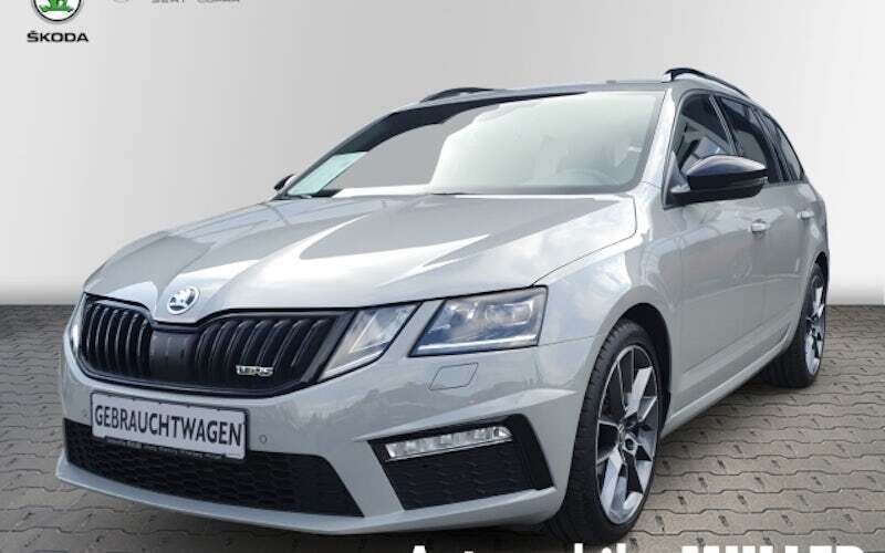 Grau Gebraucht 2020 Skoda Octavia RS Kombi | 23.450 € (Superpreis) - Bild 1/4