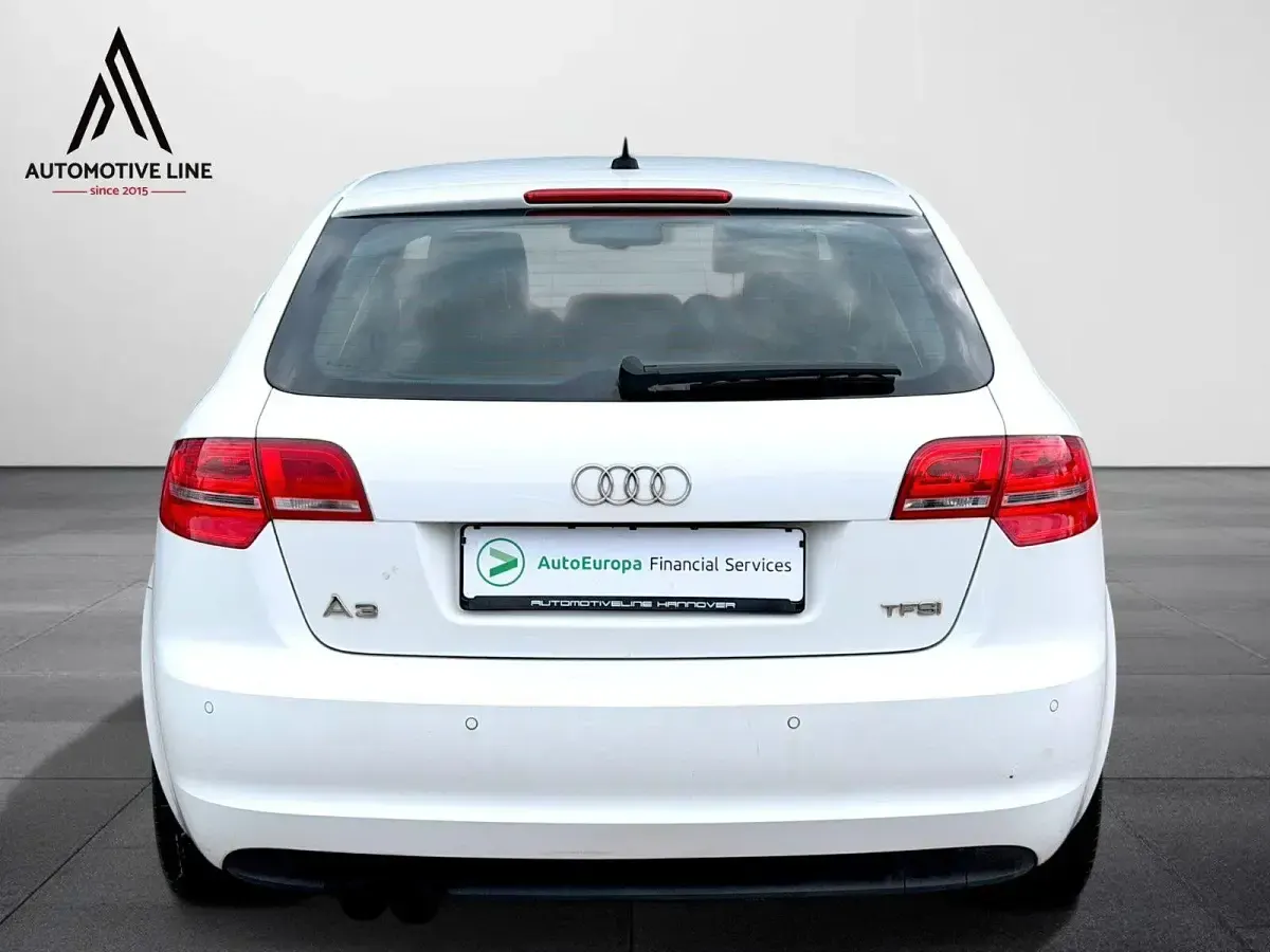 Gebraucht Audi A3 Sport 125 PS (91 kW) 2010 Weiß Kleinwagen