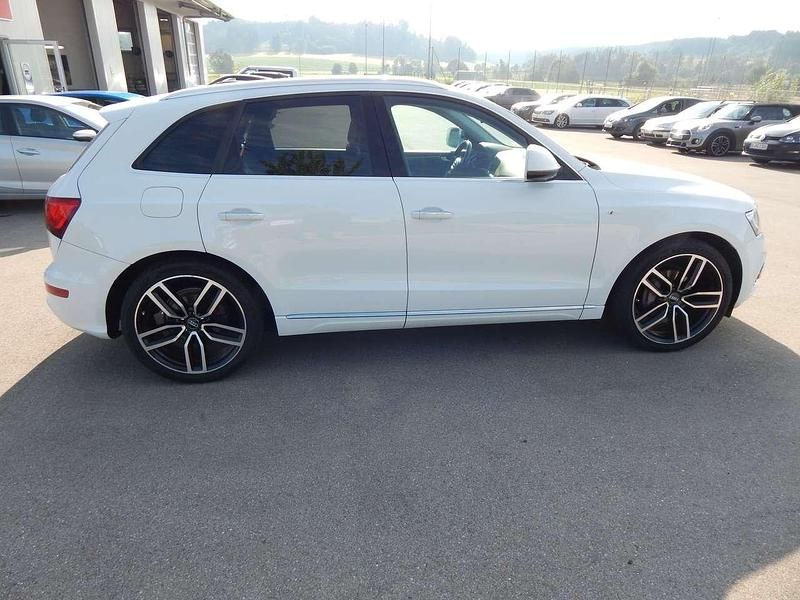 Weiß Gebraucht 2016 Audi Q5 SUV | 18.900 € (Fairer Preis) - Bild 1/4