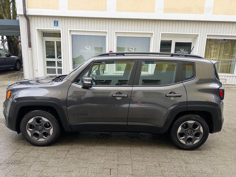 Grau Gebraucht 2018 Jeep Renegade Limited SUV | 13.000 € (Fairer Preis) - Bild 1/4