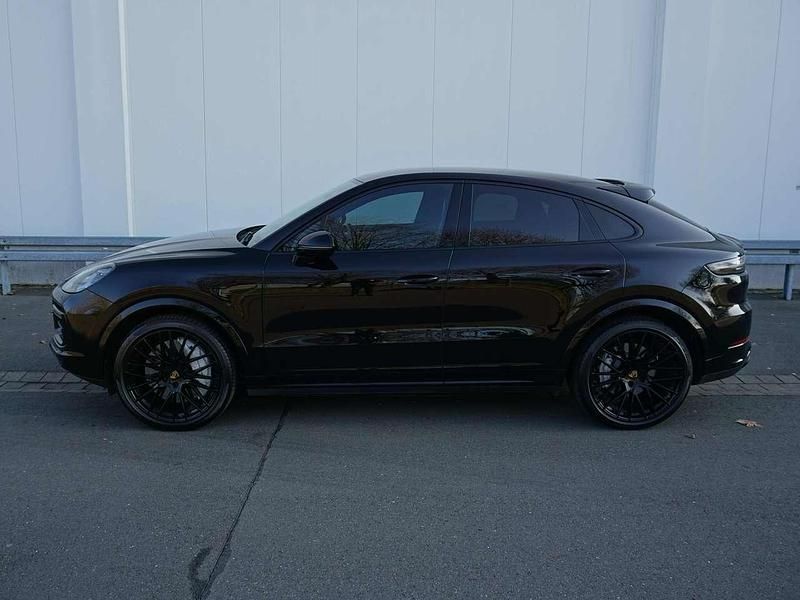 Gebraucht Porsche Cayenne Turbo 549 PS (403 kW) 2019 Schwarz SUV