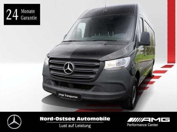 Schwarz (tiefschwarz) Gebraucht 2023 Mercedes Sprinter Van | 37.961 € (Fairer Preis) - Bild 1/4