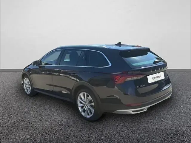 Gebraucht Skoda Octavia Scout 200 PS (147 kW) 2023 Schwarz Kombi