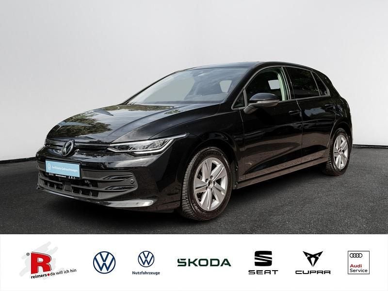 Schwarz Gebraucht 2024 VW Golf VIII Life Limousine | 24.990 € (Fairer Preis) - Bild 1/4