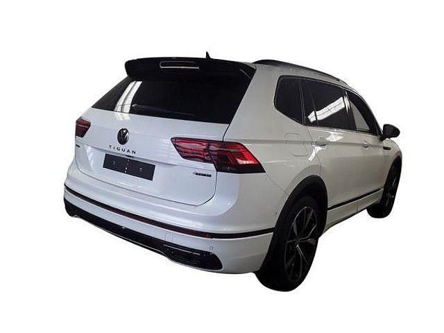 Gebraucht VW Tiguan Allspace Style 193 PS (141 kW) 2025 Oryxweiß perlmutteffekt (metallic) SUV