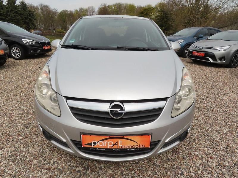 Gebraucht Opel Corsa Edition 90 PS (66 kW) 2008 Silber Kleinwagen