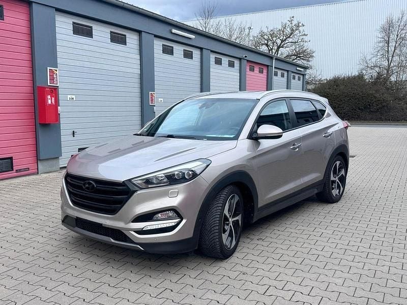 Gebraucht Hyundai Tucson Premium 185 PS (136 kW) 2015 Grau SUV