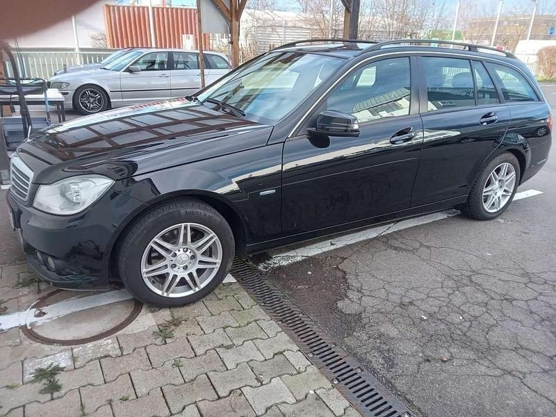 Gebraucht Mercedes C220 170 PS (125 kW) 2011 Schwarz Kombi