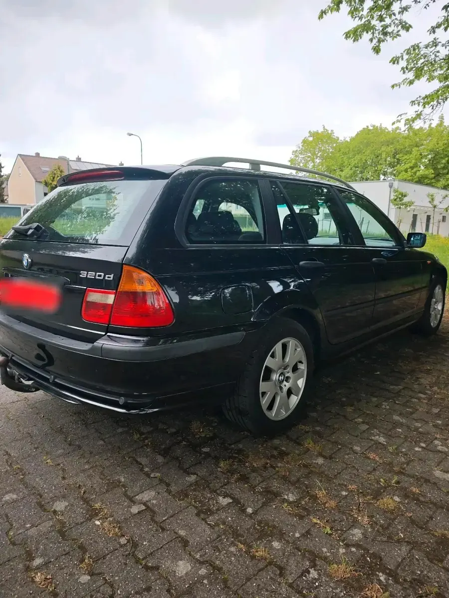 Gebraucht BMW 320 150 PS (110 kW) 2002 Schwarz Kombi