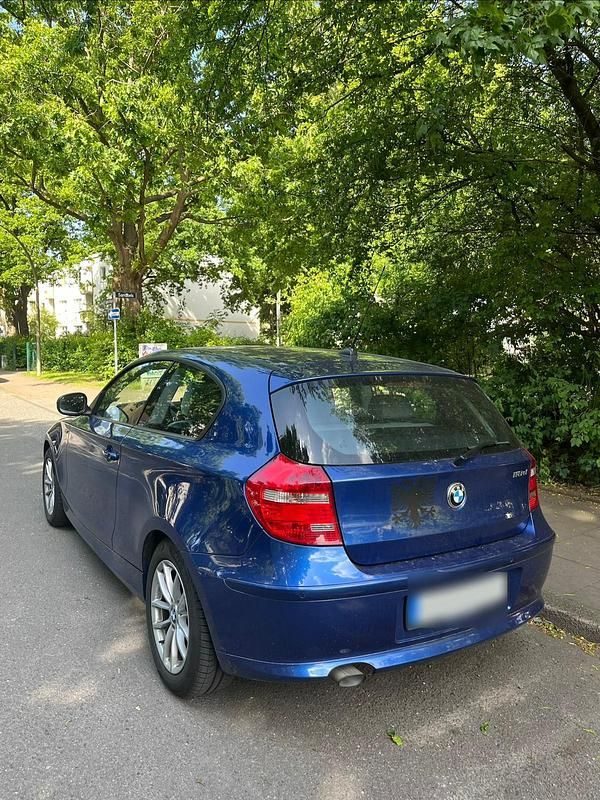 Gebraucht BMW 118 Coupé 143 PS (105 kW) 2010 Blau Coupé