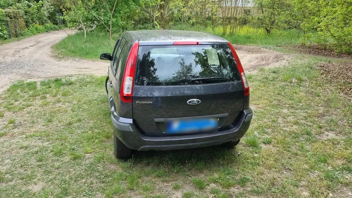 Gebraucht Ford Fusion Ambiente 75 PS (55 kW) 2008 Grau Kleinwagen