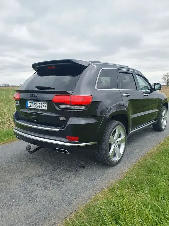 Gebraucht Jeep Grand Cherokee Summit 250 PS (183 kW) 2016 Schwarz SUV
