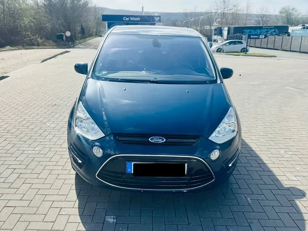 Gebraucht Ford S-MAX Titanium 163 PS (119 kW) 2014 Blau Van / Kleinbus