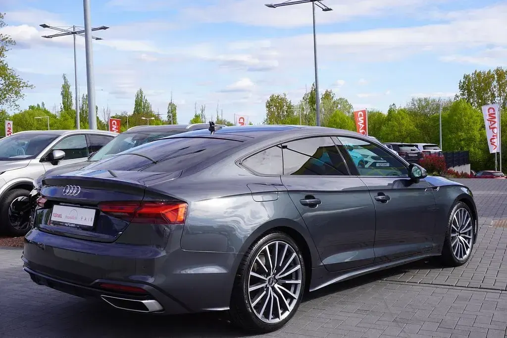 Gebraucht Audi A5 Sportback Advanced 204 PS (150 kW) 2023 Grau Kleinwagen