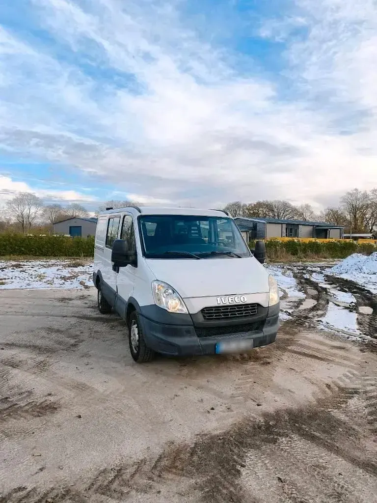 Usata Iveco Daily 126 CV (92 kW) 2013 Monovolume