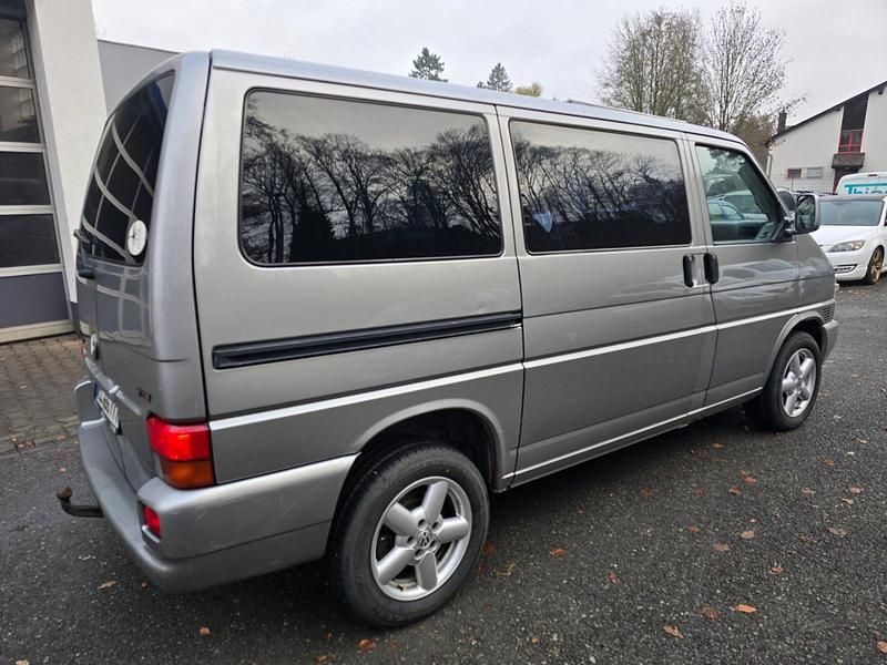 Gebraucht VW Multivan 151 PS (111 kW) 2000 Grau Van