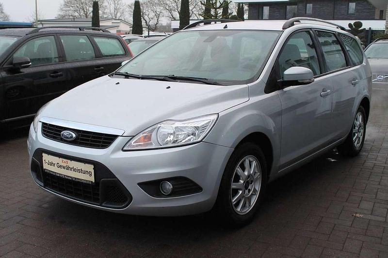 Gebraucht Ford Focus Style 101 PS (74 kW) 2009 Silber Kombi