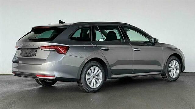 Używany Skoda Octavia Selection 150 KM (110 kW) 2024 Szary Kombi