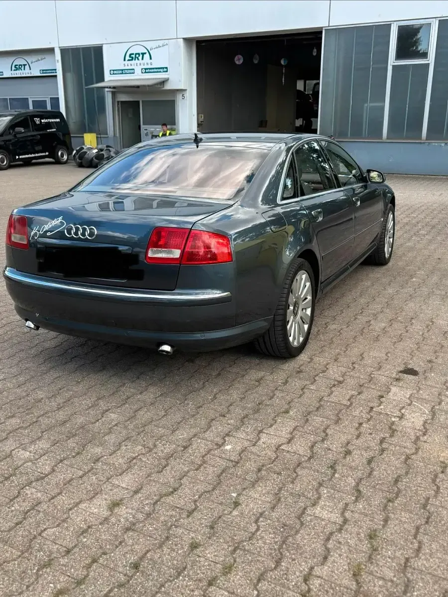 Gebraucht Audi A8 275 PS (202 kW) 2003 Grau Limousine