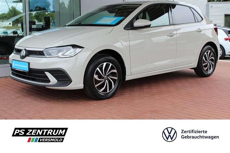 Grau Gebraucht 2024 VW Polo Life Limousine | 19.630 € (Fairer Preis) - Bild 1/3