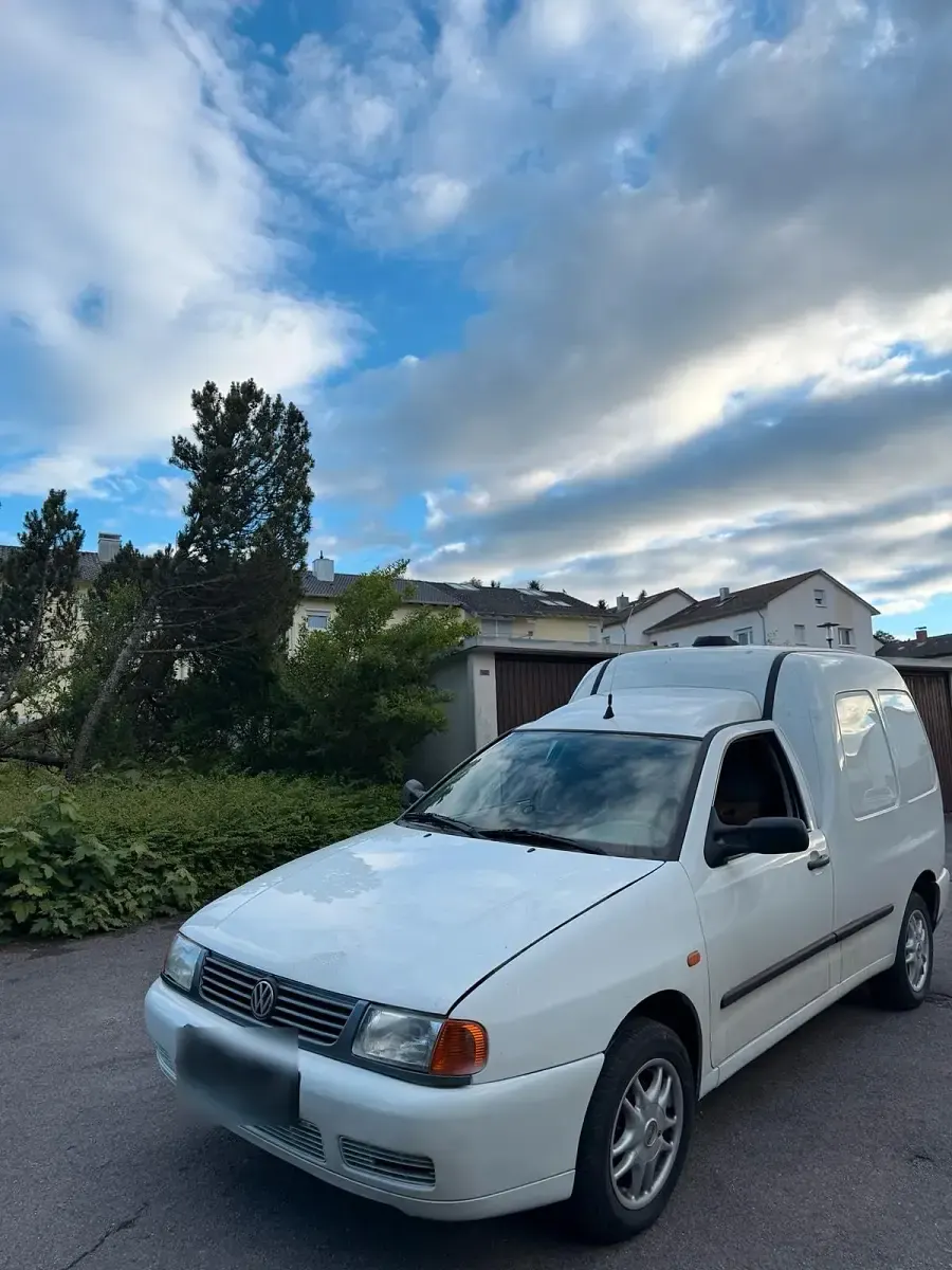 Gebraucht VW Caddy 65 PS (47 kW) 2002 Weiß Van / Kleinbus
