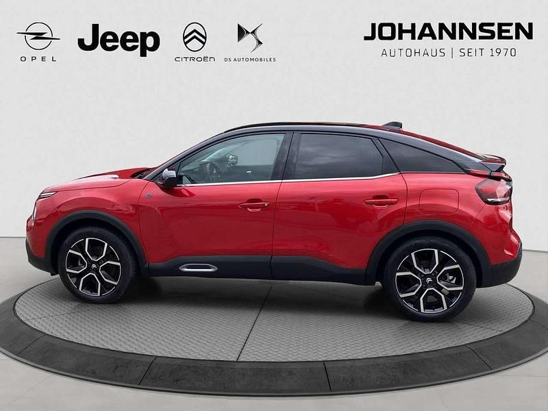 Gebraucht Citroën e-C4 Shine 100 kW (136 PS) 2023 Rot Limousine