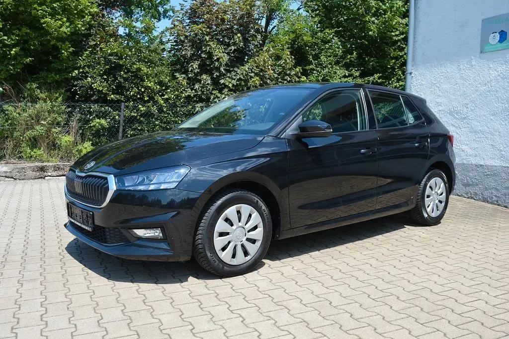 Gebraucht Skoda Fabia Essence 80 PS (58 kW) 2024 Schwarz Kleinwagen