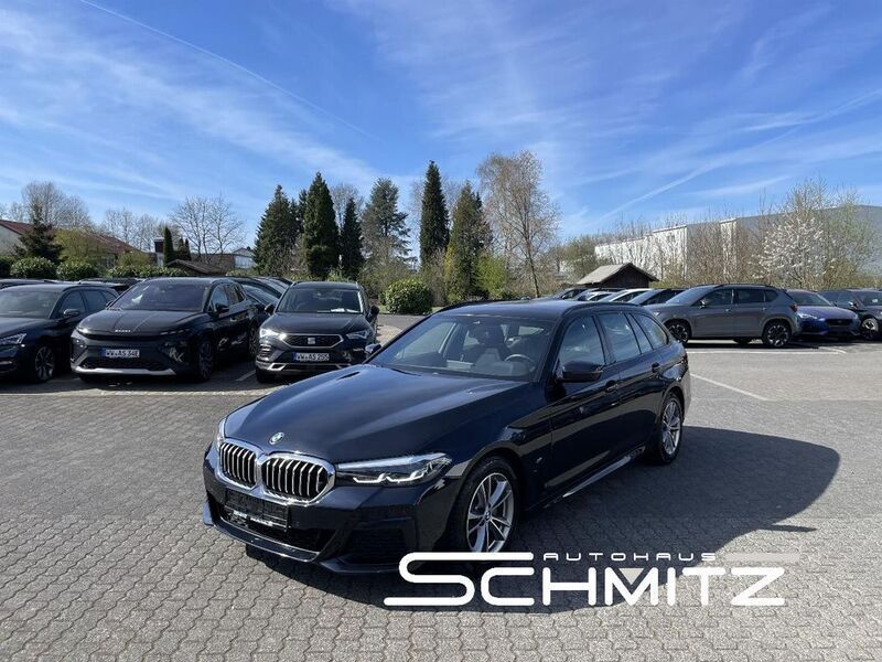 Schwarz Gebraucht 2021 BMW 520 Performance Kombi | 29.990 € (Guter Preis) - Bild 1/4