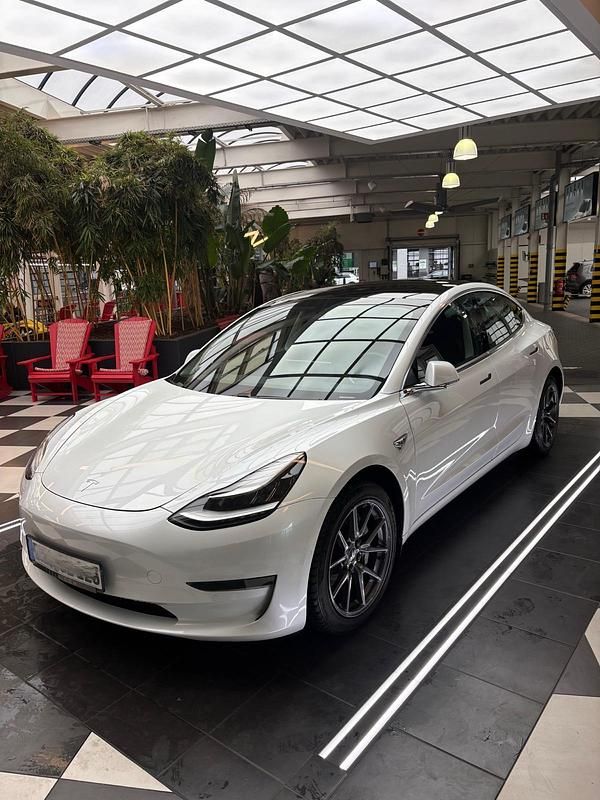 Gebraucht Tesla Model 3 366 kW (498 PS) 2020 Weiß Limousine