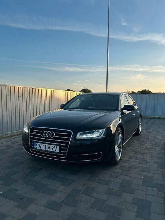 Schwarz Gebraucht 2015 Audi A8 Limousine | 22.500 € (Fairer Preis) - Bild 1/4