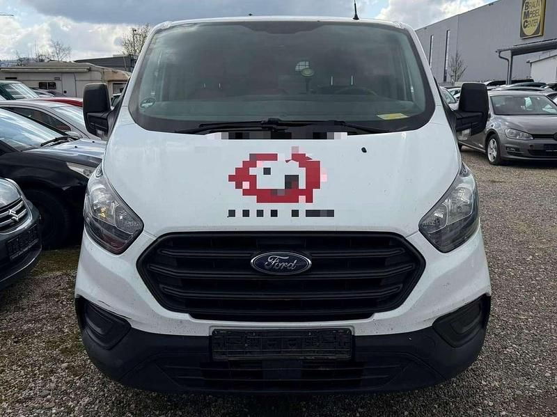 Gebraucht Ford Transit Custom 105 PS (77 kW) 2018 Frostweiß Van / Kleinbus