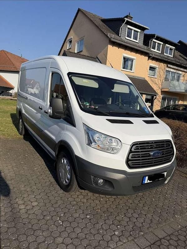 Gebraucht Ford Transit Basis 140 PS (102 kW) 2019 Van
