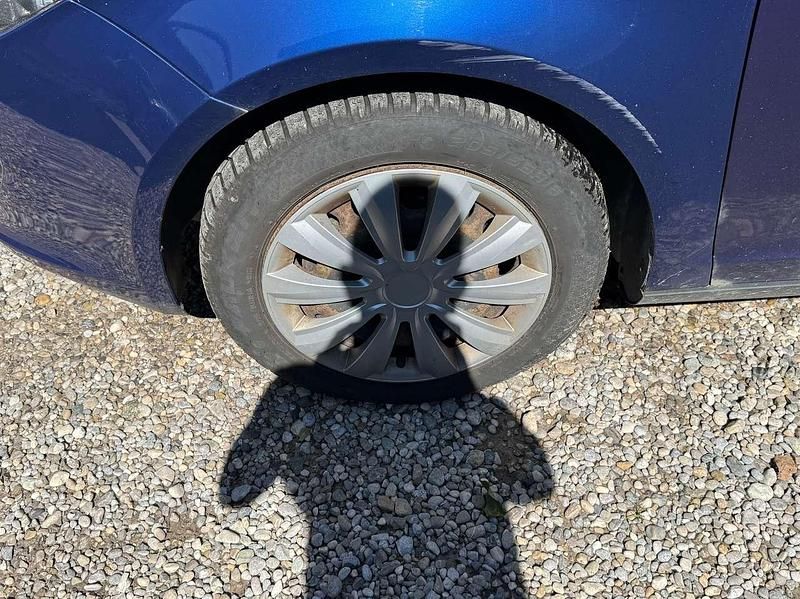 Gebraucht Seat Altea Reference 105 PS (77 kW) 2005 Blau Van / Kleinbus