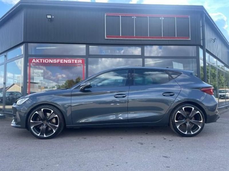 Gebraucht Cupra Leon VZ3 300 PS (220 kW) 2022 Schwarz Limousine