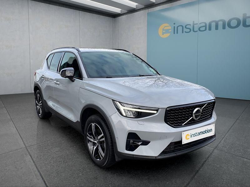 Gebraucht Volvo XC40 Plus 163 PS (119 kW) 2024 Grau SUV
