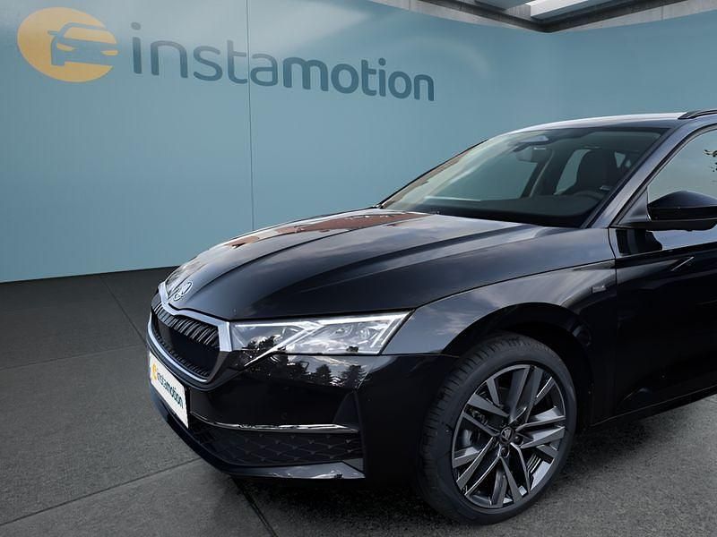 Schwarz Neu 2025 Skoda Octavia Kombi | 48.549 € - Bild 1/4