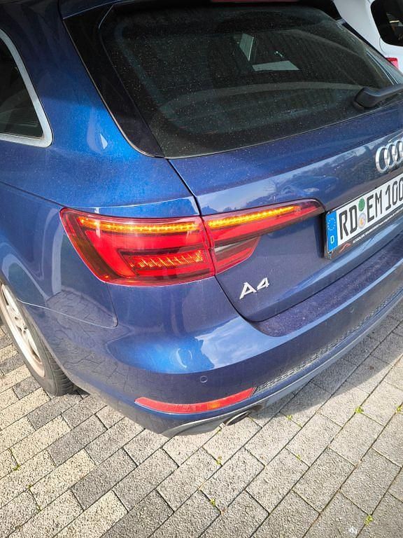 Gebraucht Audi A4 Ambiente 150 PS (110 kW) 2018 Blau Kombi
