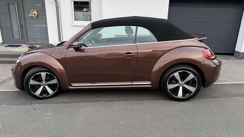 Gebraucht VW Beetle Allstar 105 PS (77 kW) 2016 Braun Kleinwagen