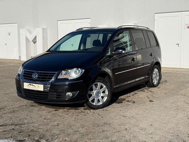 Schwarz Gebraucht 2008 VW Touran Highline Van / Kleinbus | 2.400 € (Superpreis) - Bild 1/4