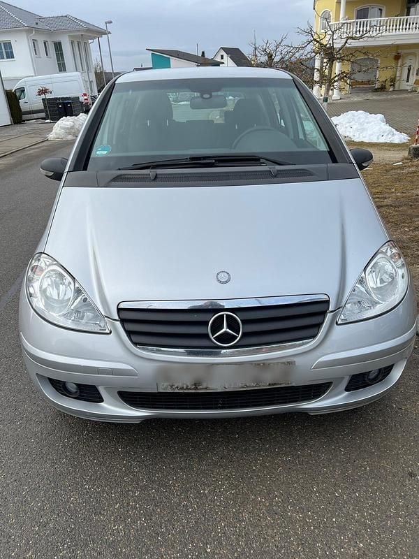Grau Gebraucht 2007 Mercedes A180 Limousine | 1.400 € (Superpreis) - Bild 1/4
