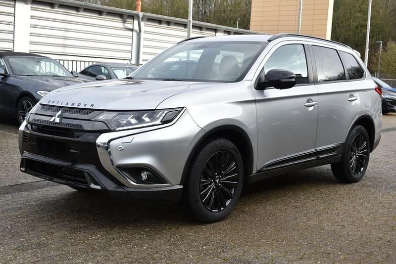 Gebraucht Mitsubishi Outlander Spirit+ 150 PS (110 kW) 2021 Silber SUV