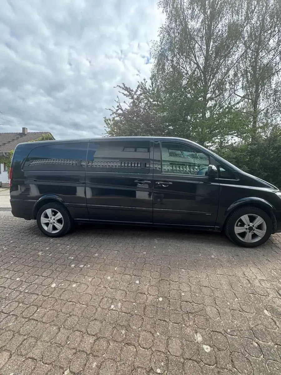 Gebraucht Mercedes Viano 163 PS (119 kW) 2010 Schwarz Van / Kleinbus