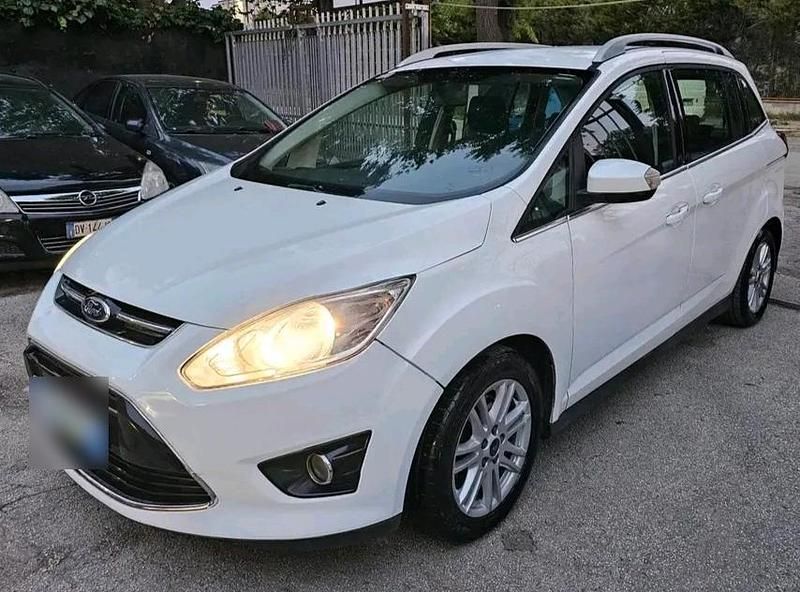 Gebraucht Ford C-MAX 140 PS (102 kW) 2013 Beige Van / Kleinbus