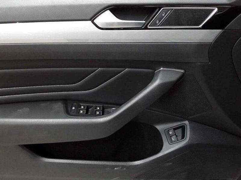 Gebraucht VW Passat GTE 156 PS (114 kW) 2021 Pyritsilber metallic Kombi