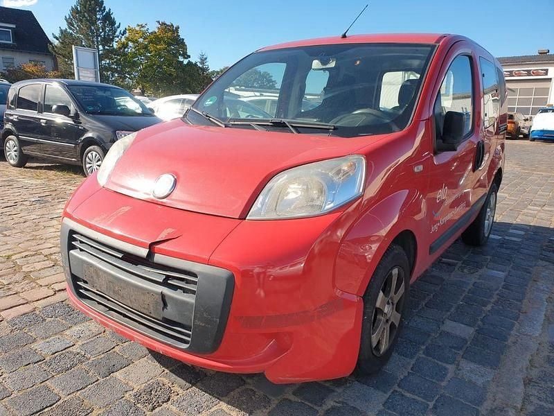 Rot Gebraucht 2012 Fiat Qubo Active Van / Kleinbus | 690 € (Superpreis) - Bild 1/4