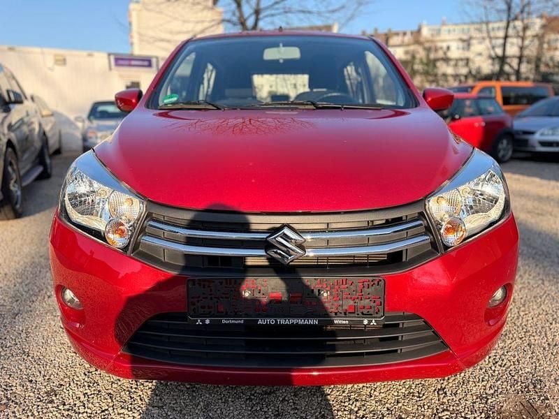 Gebraucht Suzuki Celerio Comfort 68 PS (50 kW) 2015 Rot Kleinwagen
