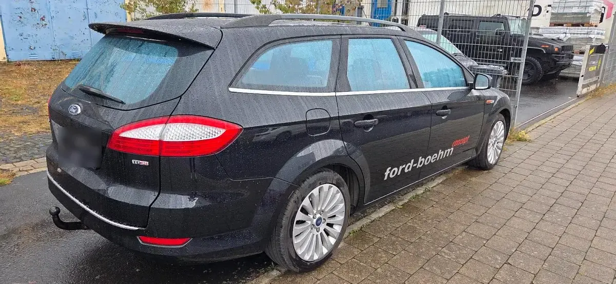 Gebraucht Ford Mondeo 163 PS (119 kW) 2010 Schwarz Kombi