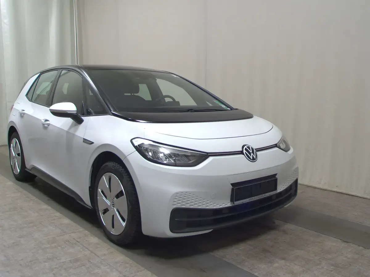 Gebraucht VW ID.3 Pro Performance 150 kW (204 PS) 2023 Weiss Kleinwagen