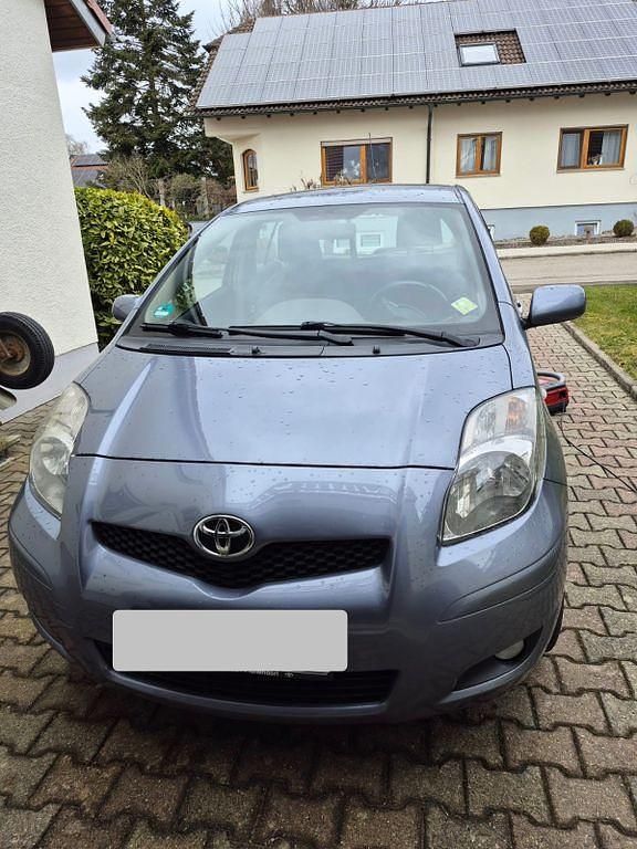 Gebraucht Toyota Yaris 69 PS (50 kW) 2011 Kleinwagen